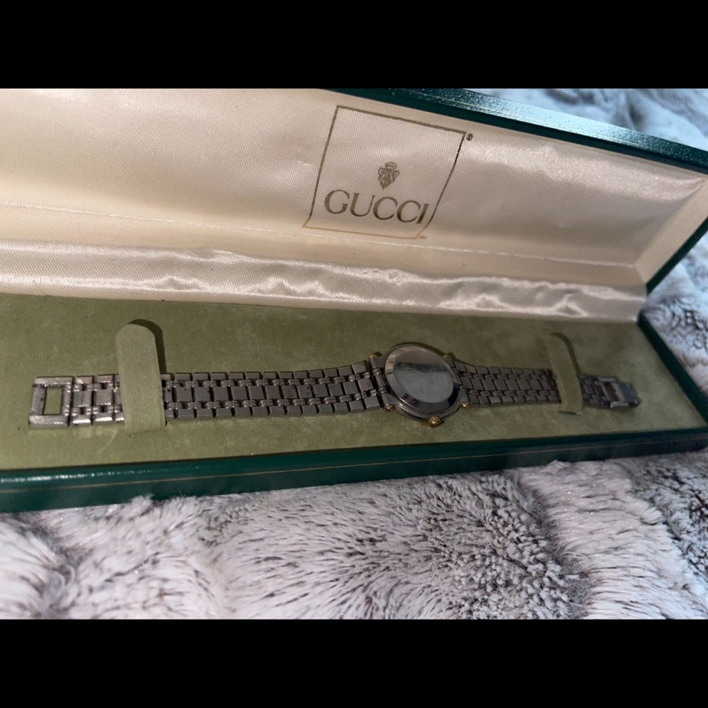 Gucci Watch - Picture 6 of 7